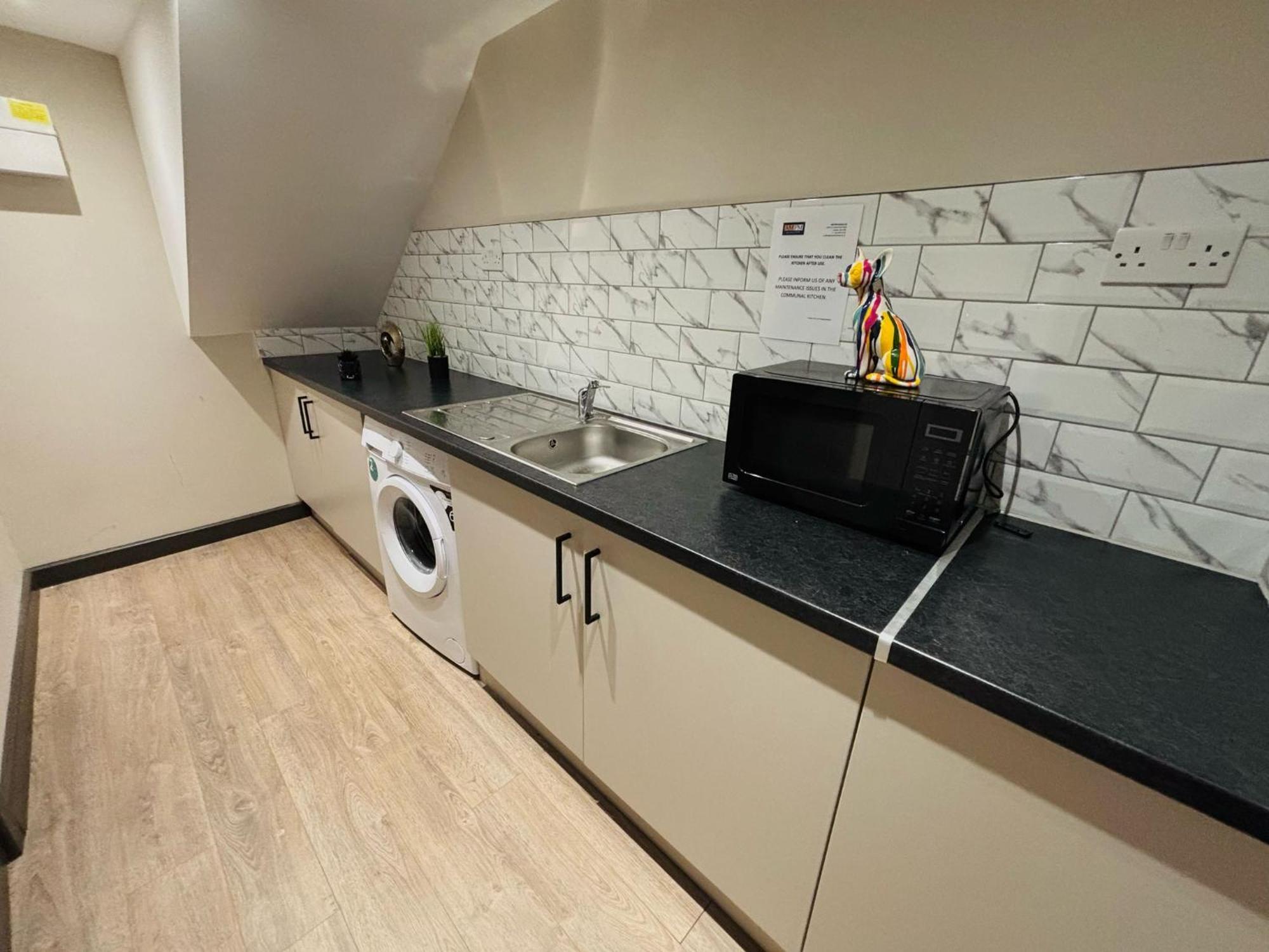 The Seven Sisters House - No 01a - Stylish Comfort Apartment *