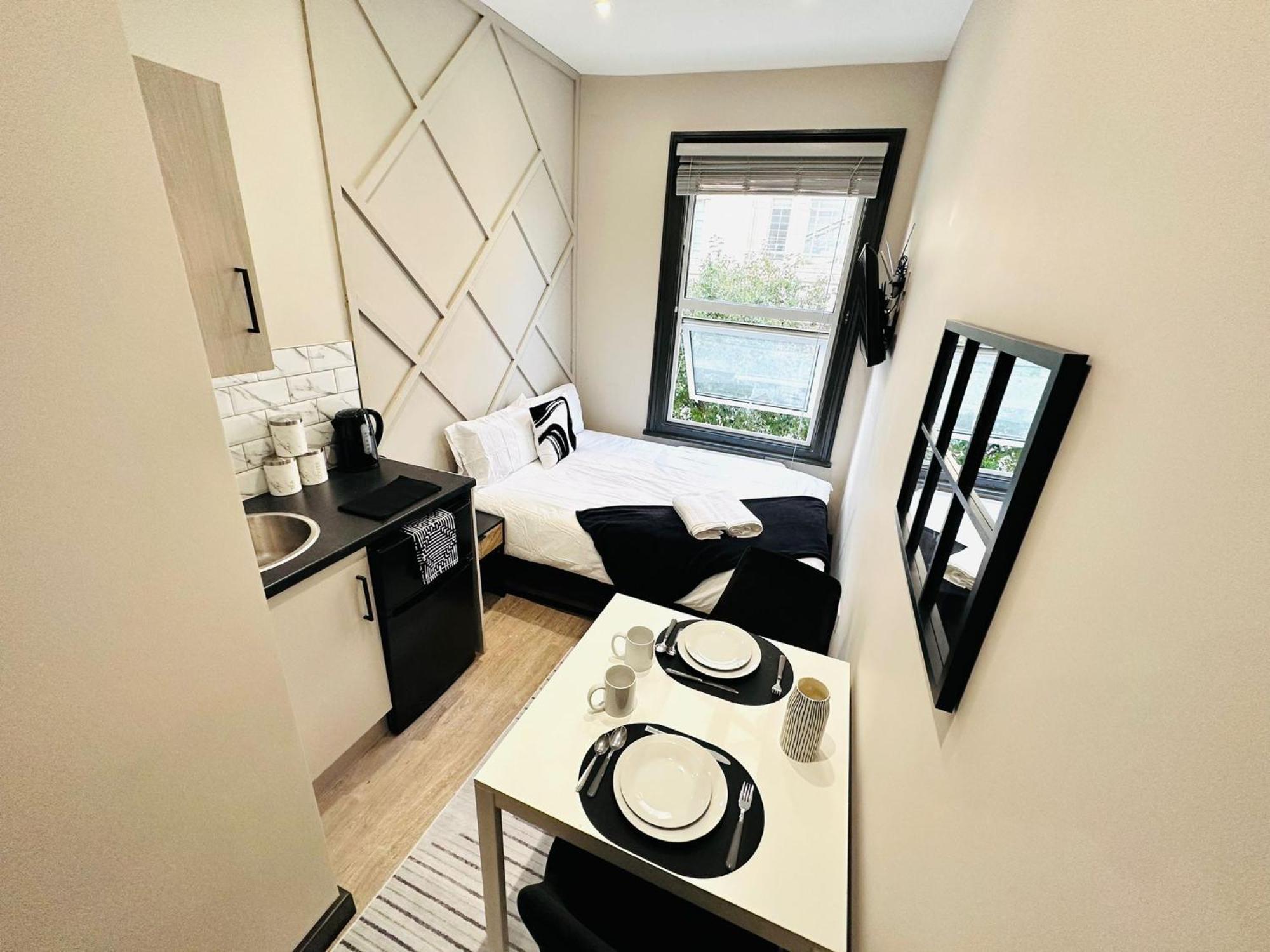 Apartment The Seven Sisters House - No 01a - Stylish Comfort London