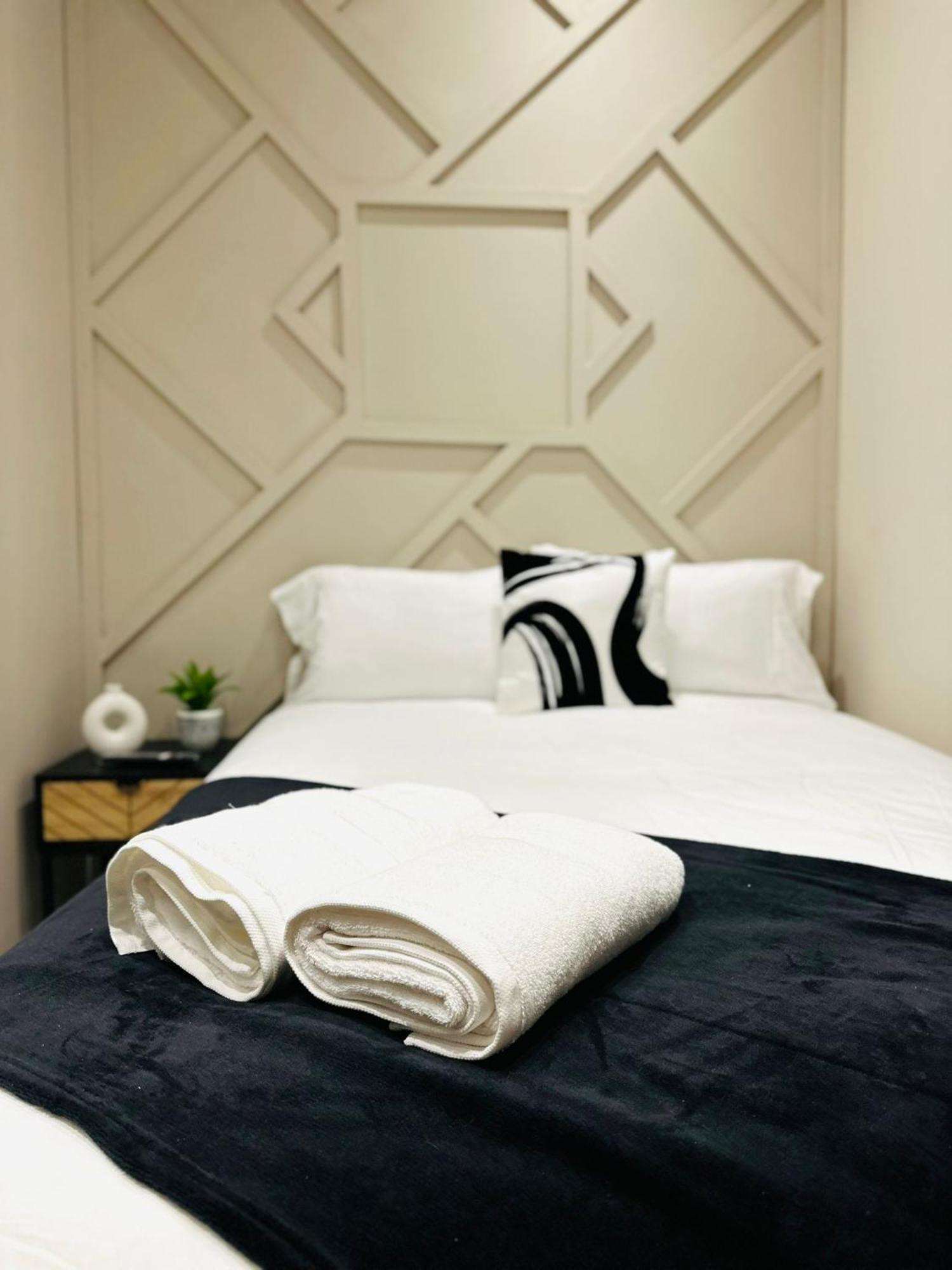 The Seven Sisters House - No 01a - Stylish Comfort * London